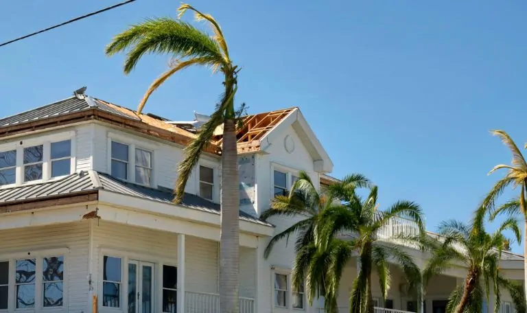 hurricane-resistant-roofing